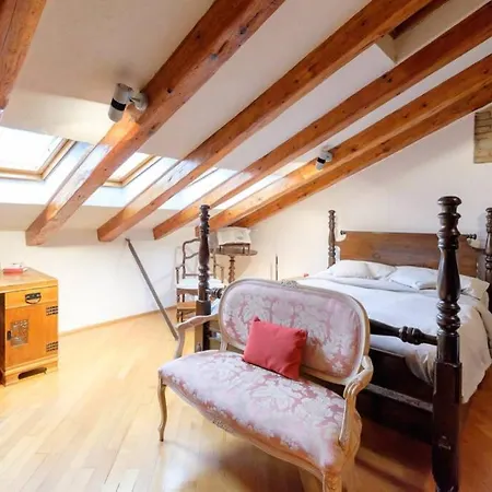 6 Ponterosso - Luxury Attic Триест