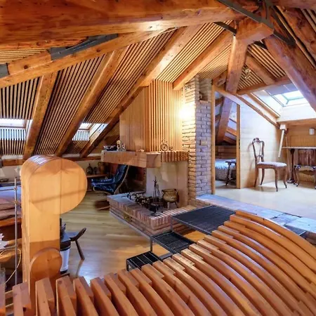 6 Ponterosso - Luxury Attic * Триест