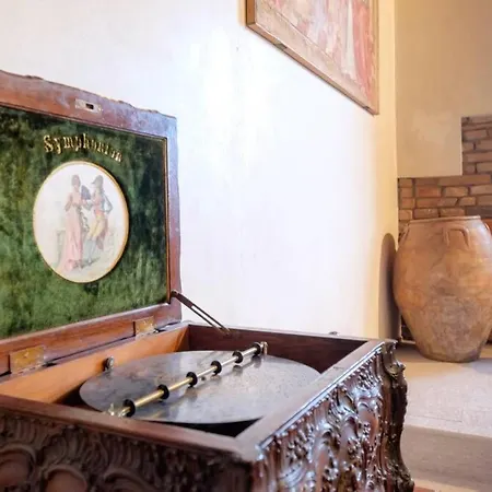 6 Ponterosso - Luxury Attic Апартаменты Триест