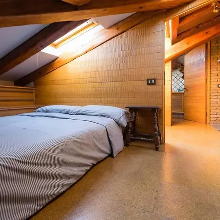 Апартаменты 6 Ponterosso - Luxury Attic